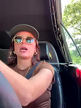 SpaceCowWhore online show from September 12, 5:24 pm