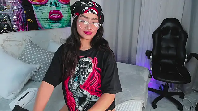 sophie-carter online show from February 11, 8:03 pm