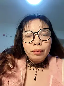 Snapshot of aa520uv chatting on March 15, 8:26 am aa520uv online show from March 15, 8:26 am