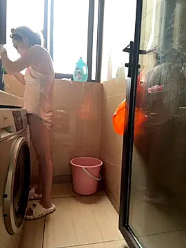 Snapshot of aa520uv chatting on September 9, 1:38 am aa520uv online show from September 9, 1:38 am