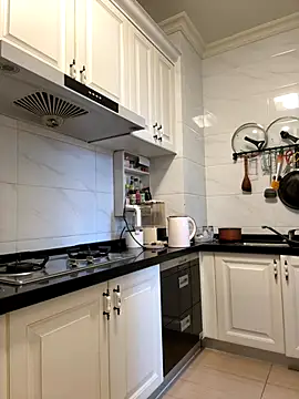 Snapshot of aa520uv chatting on November 9, 12:20 am aa520uv online show from November 9, 12:20 am