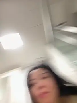 Snapshot of aa520uv chatting on November 24, 2:33 am aa520uv online show from November 24, 2:33 am