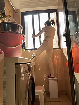 Snapshot of aa520uv chatting on November 29, 3:31 am aa520uv online show from November 29, 3:31 am