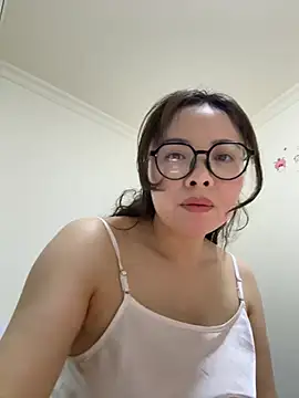 aa520uv online show from April 28, 2:27 am