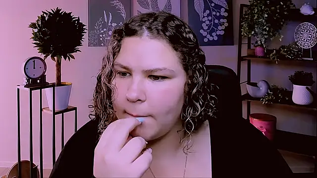 FlorenceAnderson online show from September 10, 9:09 am