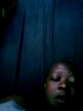 Snapshot of HerPleasure2025 chatting on December 18, 7:03 am HerPleasure2025 online show from December 18, 7:03 am