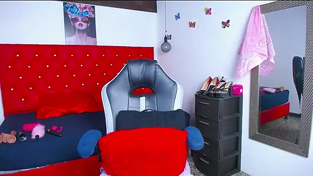 kriss sweetboobs10 online show from October 28, 12:52 pm