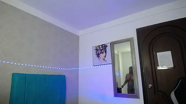 kriss sweetboobs10 online show from February 19, 12:34 pm