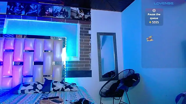 kriss sweetboobs10 online show from March 14, 12:21 pm