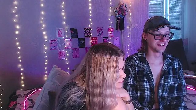 Your Horny Friends online show from May 5, 1:19 pm