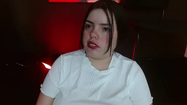 Snapshot of Nathaly_Rose1126 chatting on November 6, 1:34 pm Nathaly Rose1126 online show from November 6, 1:34 pm