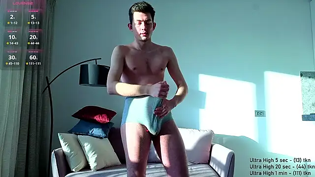 Danny  Magic online show from February 3, 7:57 am