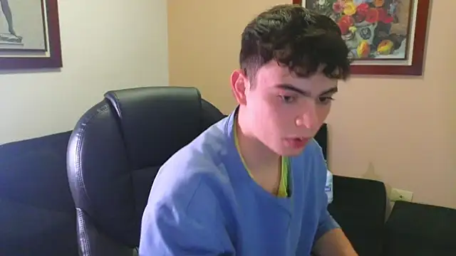 lukeboyce33 online show from September 25, 11:41 pm