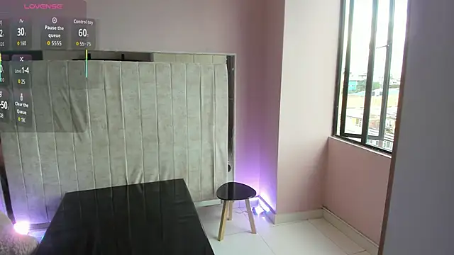 Snapshot of Alice_26_ chatting on November 25, 9:15 pm Alice 26 online show from November 25, 9:15 pm