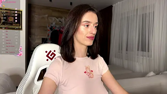 Snapshot of TwinTemptations chatting on October 30, 8:42 pm TwinTemptations online show from October 30, 8:42 pm