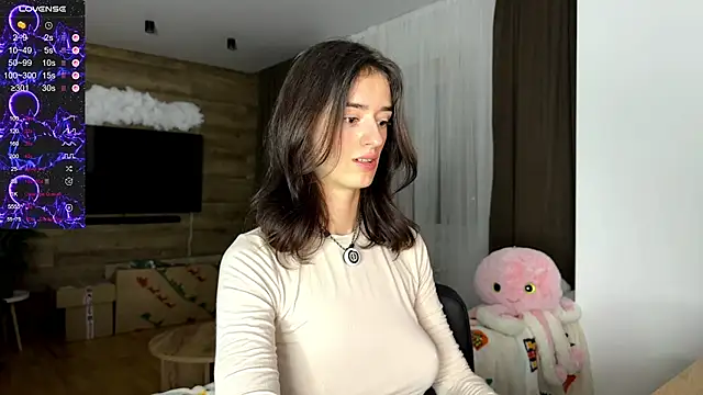 Snapshot of TwinTemptations chatting on February 2, 5:33 pm TwinTemptations online show from February 2, 5:33 pm