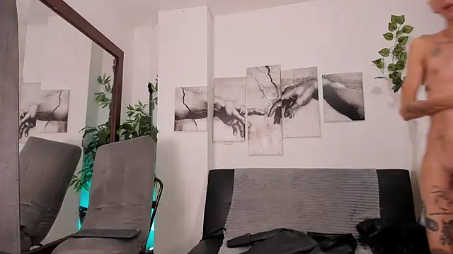 Giotrashy online show from October 3, 7:33 pm