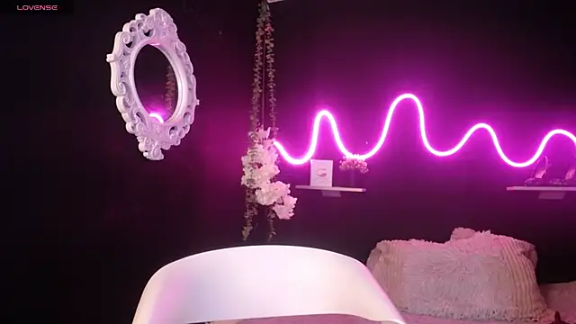 Hairydoll  online show from March 20, 11:12 pm