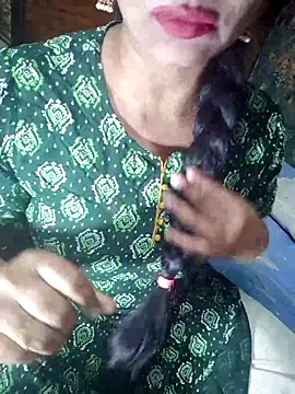 Snapshot of Shalini_telugu09 chatting on June 2, 1:24 pm Shalini telugu09 online show from June 2, 1:24 pm