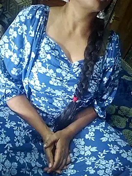 Snapshot of Shalini_telugu09 chatting on July 3, 1:28 pm Shalini telugu09 online show from July 3, 1:28 pm