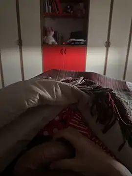 Snapshot of impaolo20 chatting on December 1, 11:04 am impaolo20 online show from December 1, 11:04 am