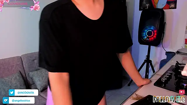 adam angelssss online show from December 4, 12:47 pm