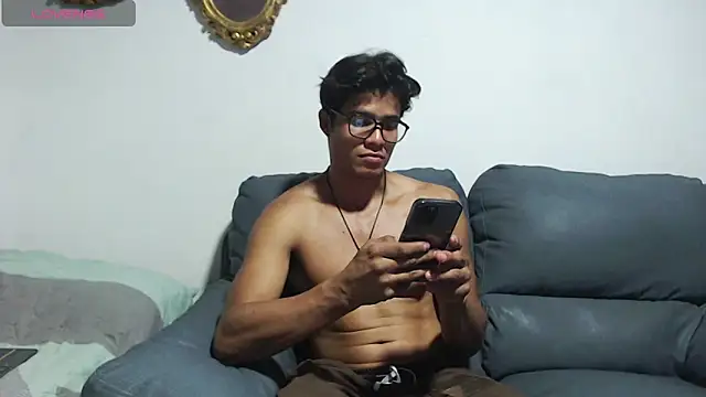 Christian Musclet4 online show from November 19, 10:10 pm