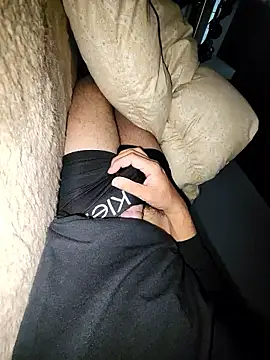 Snapshot of ikeike-kun chatting on October 31, 11:50 pm ikeike-kun online show from October 31, 11:50 pm