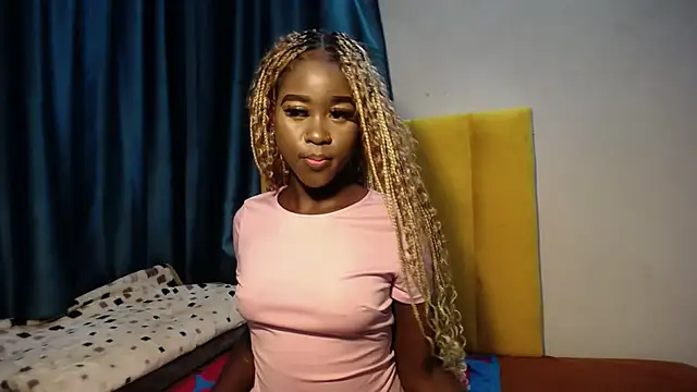 blackrose001 online show from October 3, 11:35 pm