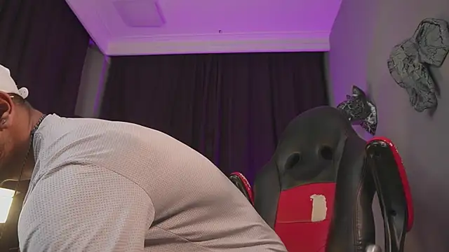 Colstorw  online show from December 23, 10:02 am