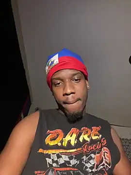 Snapshot of Sir-Tucker chatting on September 15, 3:50 am Sir-Tucker online show from September 15, 3:50 am