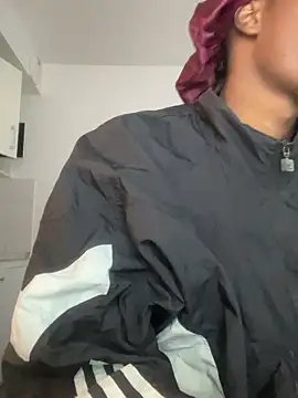 Snapshot of Renoirmonter chatting on March 16, 1:59 am Renoirmonter online show from March 16, 1:59 am