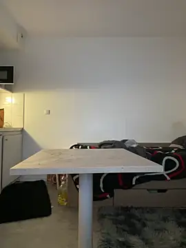 Renoirmonter online show from March 7, 8:06 pm