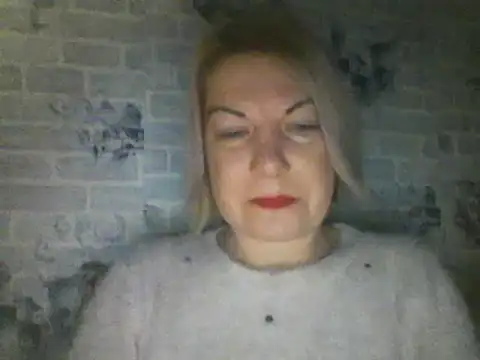 Snapshot of Lillia_Ray chatting on March 19, 5:17 pm Lillia Ray online show from March 19, 5:17 pm