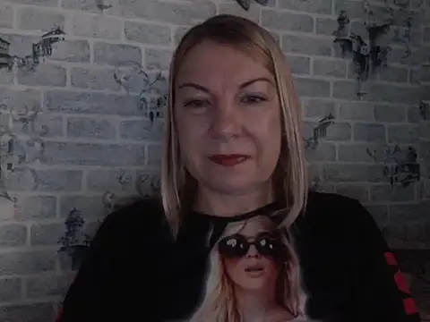 Snapshot of Lillia_Ray chatting on November 29, 9:01 am Lillia Ray online show from November 29, 9:01 am