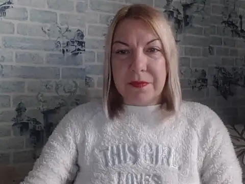 Lillia Ray online show from December 20, 11:06 am