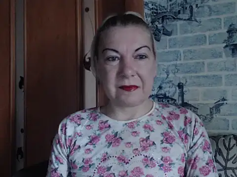 Lillia Ray online show from April 26, 6:22 am