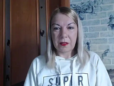Lillia Ray online show from April 30, 6:20 am