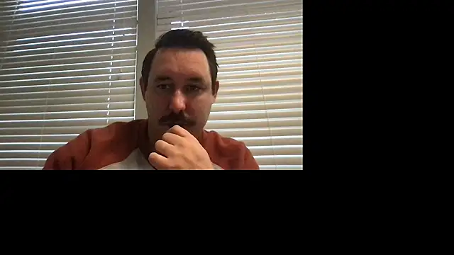 Snapshot of danejackson2025 chatting on December 2, 5:52 pm danejackson2025 online show from December 2, 5:52 pm