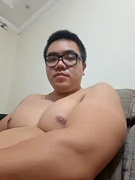 awesometeacher33 online show from April 30, 4:35 pm