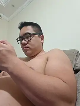 awesometeacher33 online show from July 12, 2:24 am