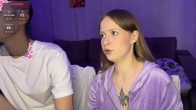 Snapshot of Romanhavesweetydick777 chatting on October 21, 5:13 pm Romanhavesweetydick777 online show from October 21, 5:13 pm