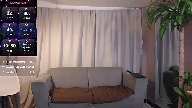 Snapshot of YuliethPetite chatting on February 10, 11:47 am YuliethPetite online show from February 10, 11:47 am