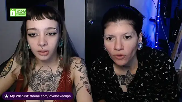 Snapshot of lovelockedlips chatting on June 20, 4:10 pm lovelockedlips online show from June 20, 4:10 pm