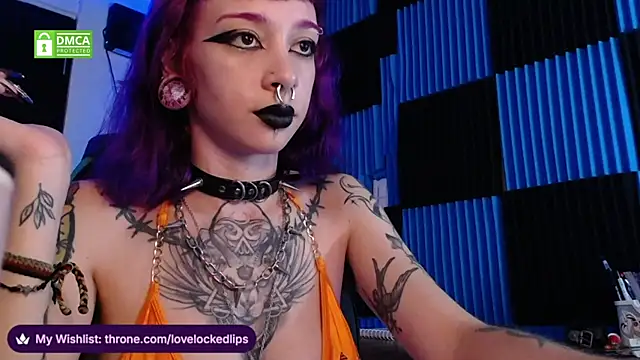 Snapshot of lovelockedlips chatting on July 24, 10:30 pm lovelockedlips online show from July 24, 10:30 pm