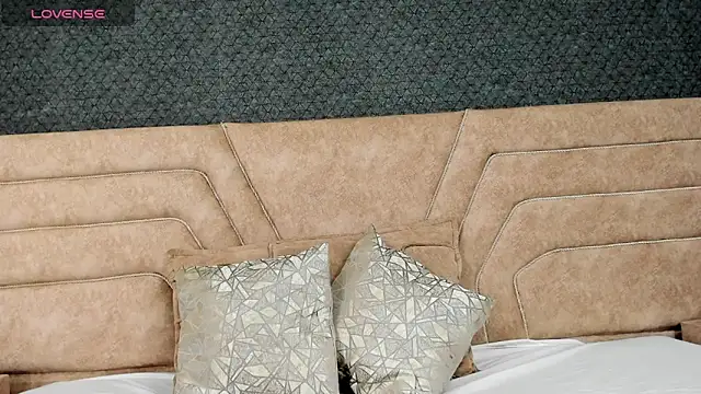 alice foxred online show from March 14, 12:51 pm