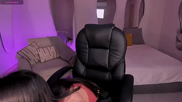 LarisaSmirnov online show from December 4, 4:00 am