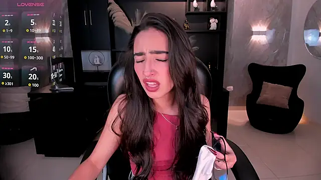 LarisaSmirnov online show from February 13, 4:41 am