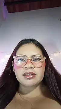 Snapshot of Trilyn25 chatting on June 25, 5:34 am Trilyn25 online show from June 25, 5:34 am