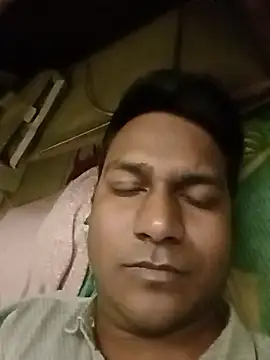 Snapshot of vikesh05 chatting on November 22, 9:03 pm vikesh05 online show from November 22, 9:03 pm